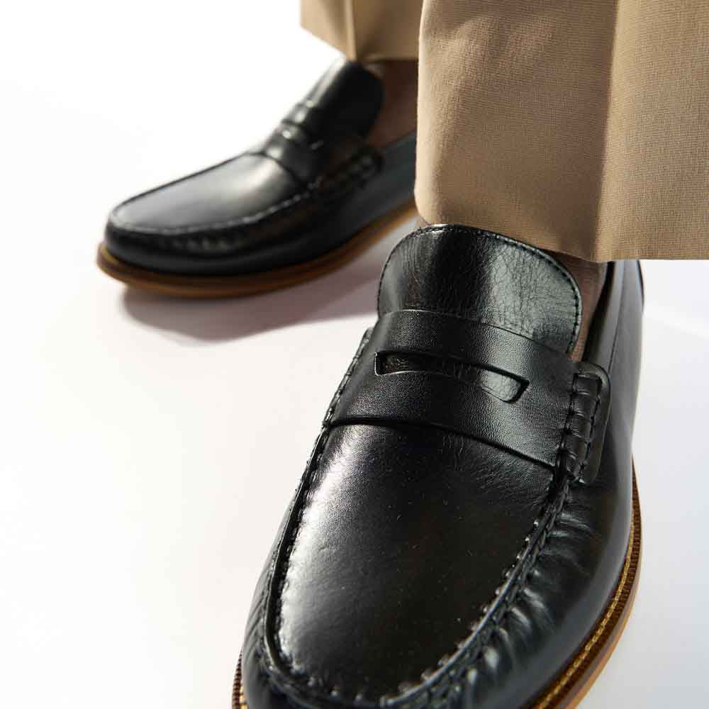 Garfield Washed Loafers Black