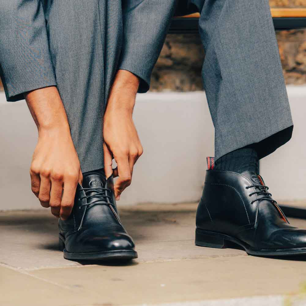 Wallis Waxy Chukka Boots Black