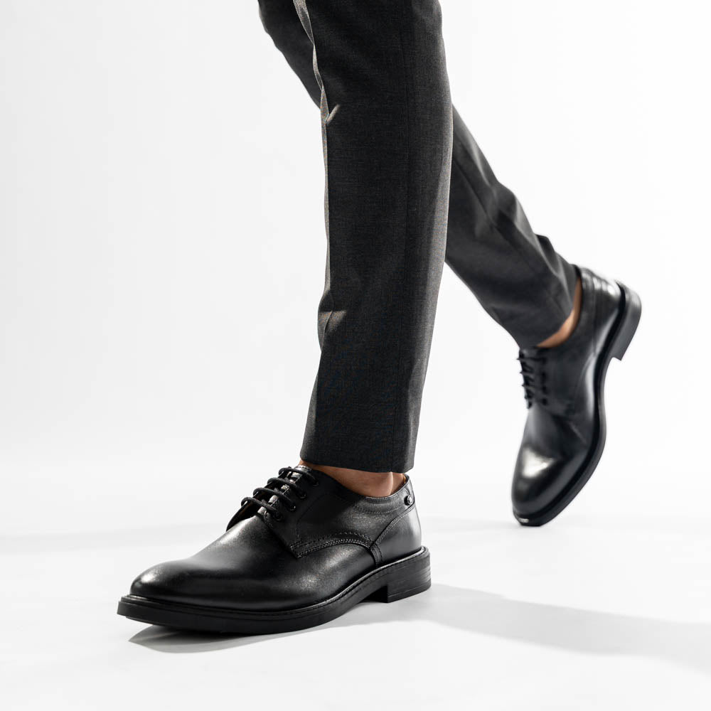 Durham Waxy Derby Shoes Black