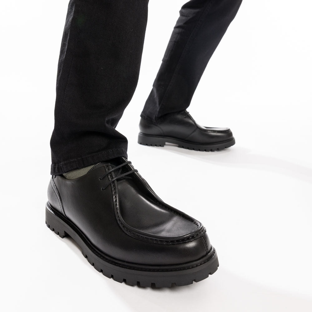 Karbon Moc Toe Shoes Black