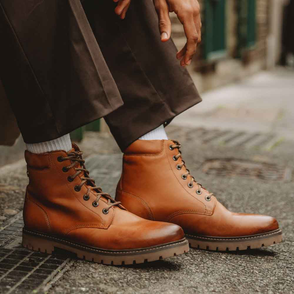 Nickel Pull Up Combat Boots Tan
