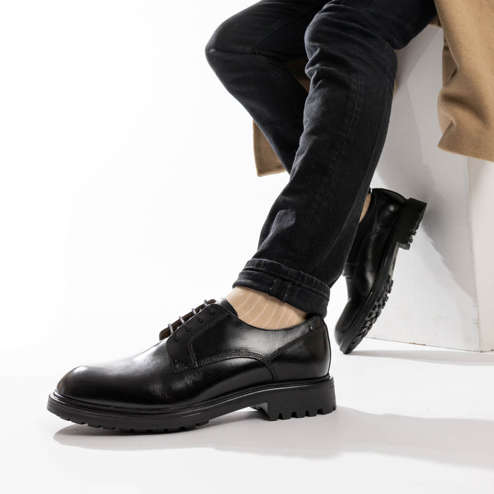 Locke Waxy Derby Shoes Black