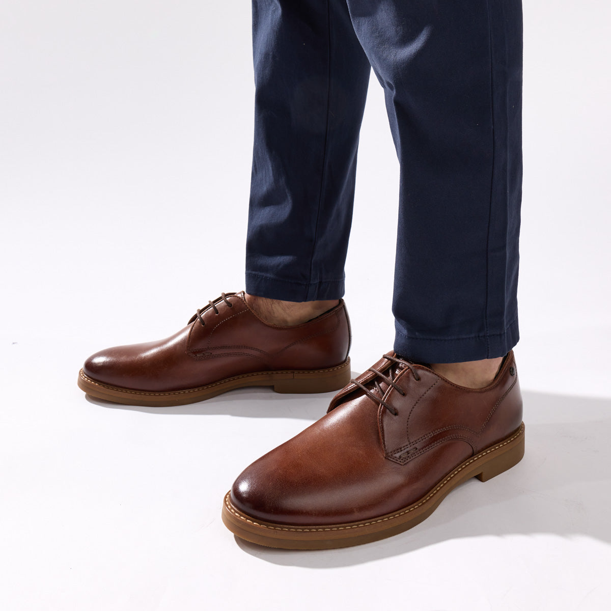 Strand Leather Derby Shoes Tan