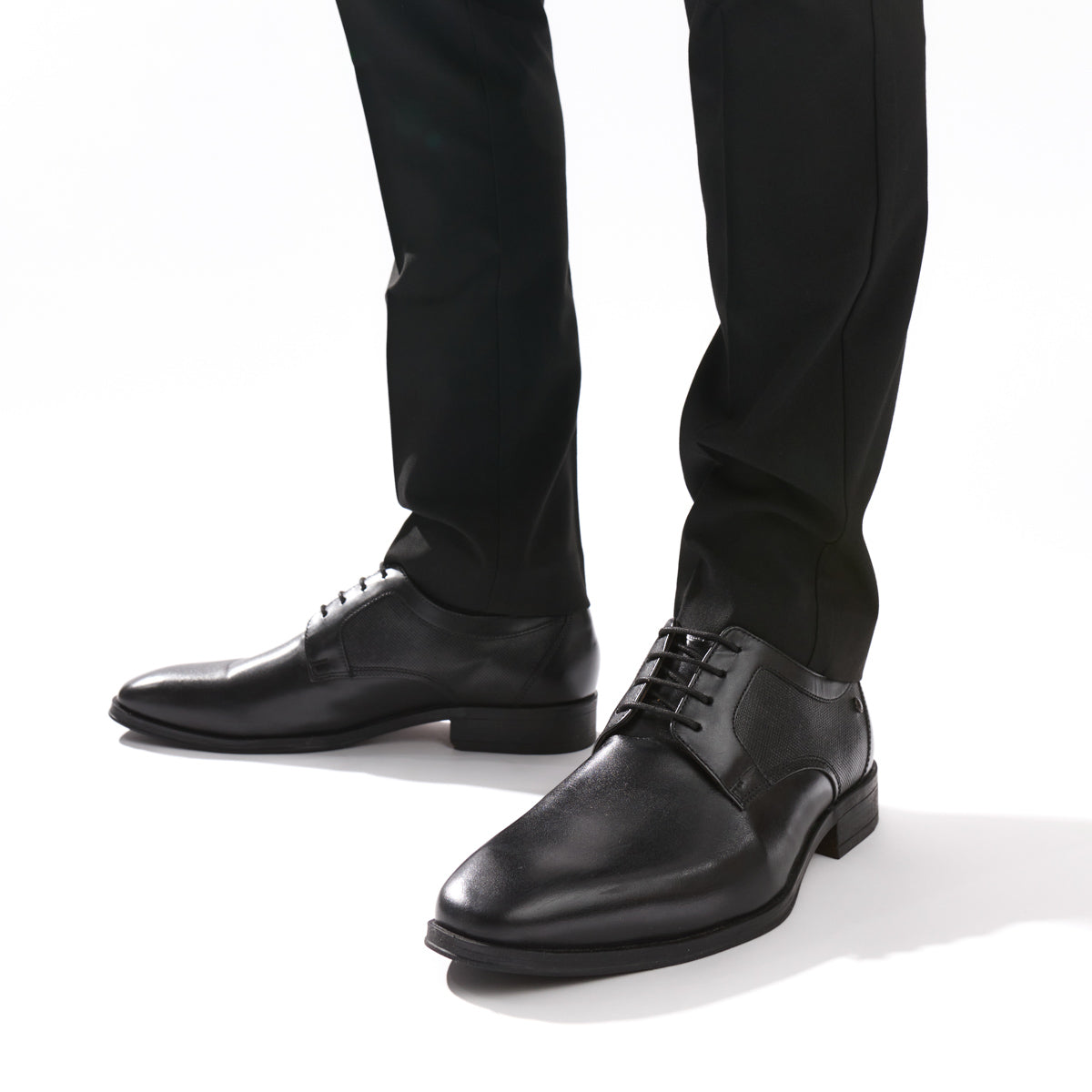 Dome Leather Derby Shoes Black
