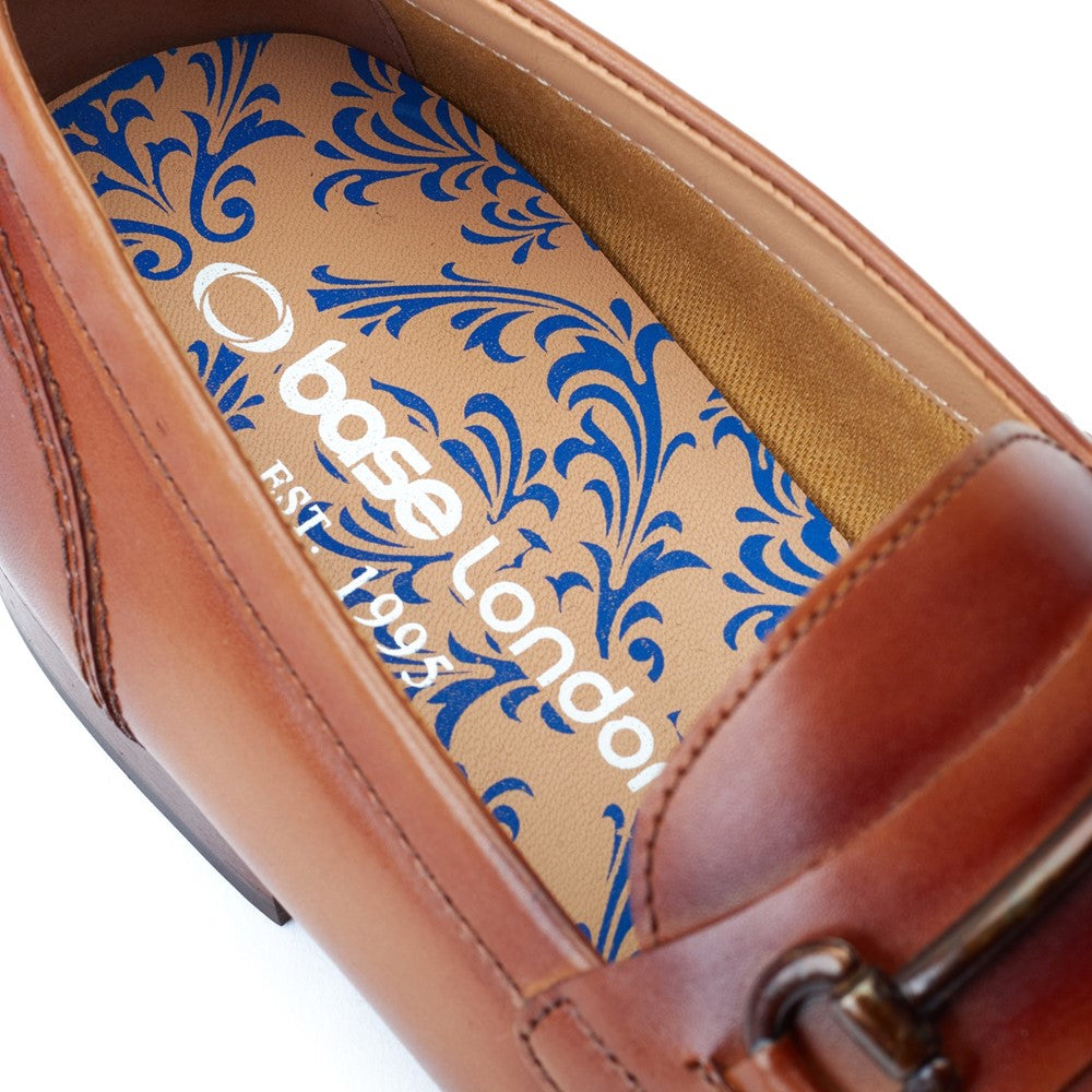 Russo Waxy Loafers Tan