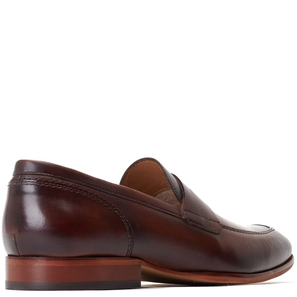 Bruno Waxy Loafers Brown