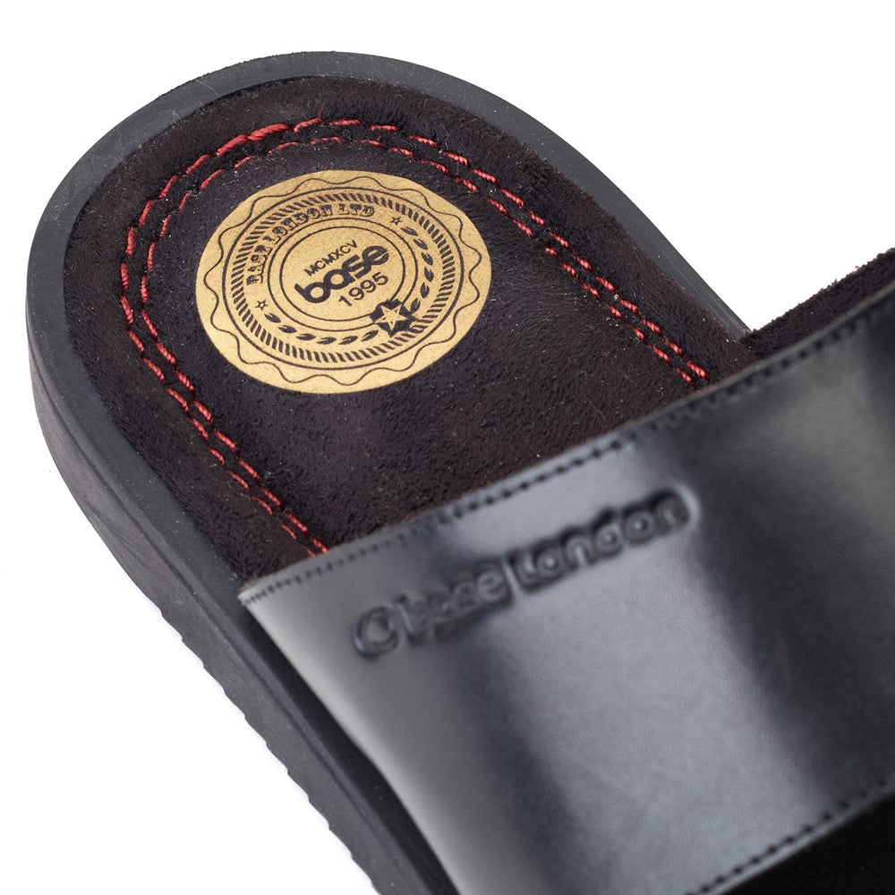 Maven Waxy Slide Sandal Black