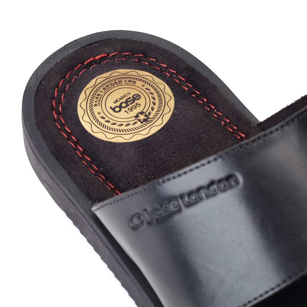 Maven Waxy Slide Sandal Black