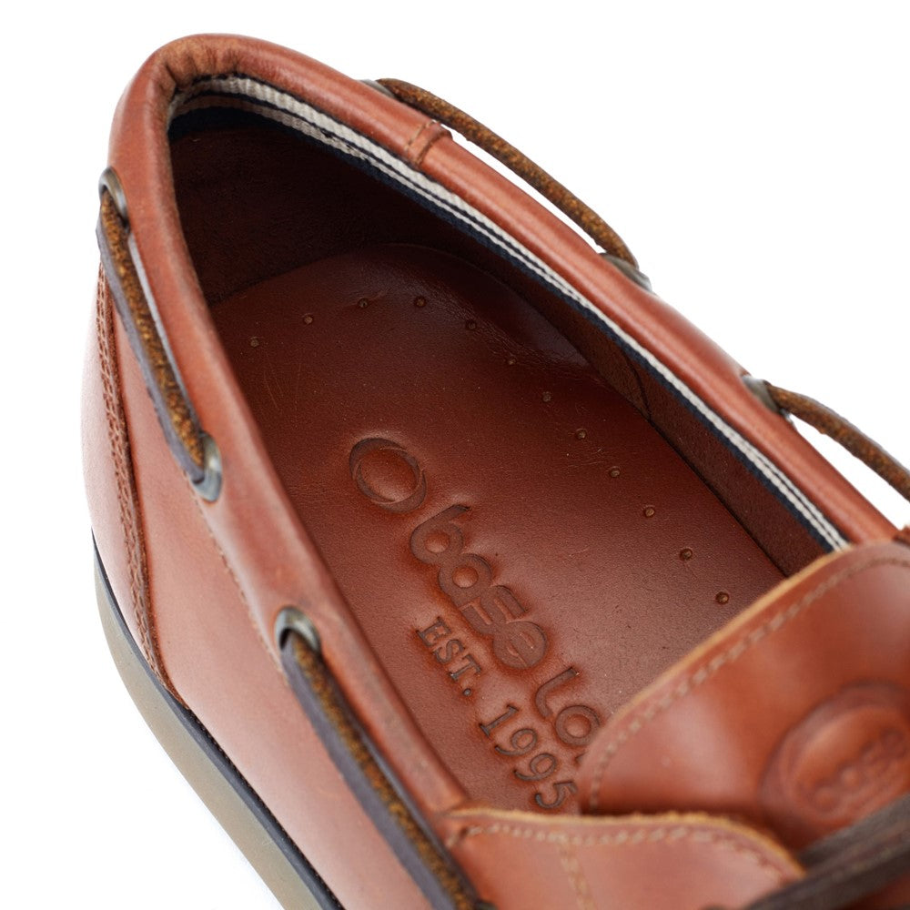 Stern Oil Pull Up Boat Shoes Tan