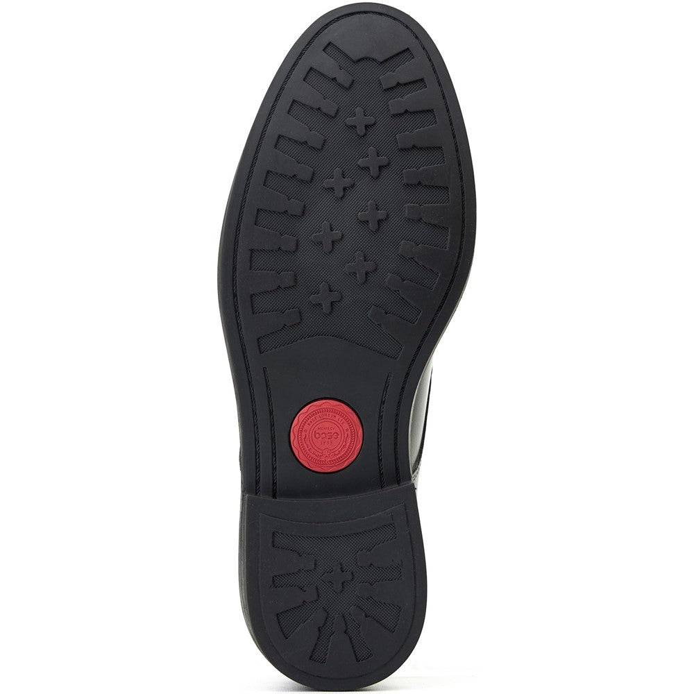 Surrey Waxy Apron Toe Shoes Black