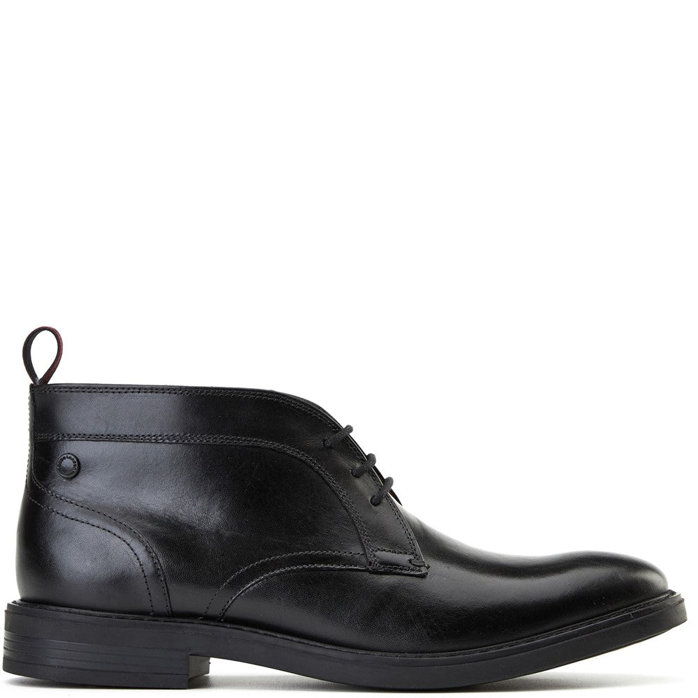 Lincoln Waxy Chukka Boots Black