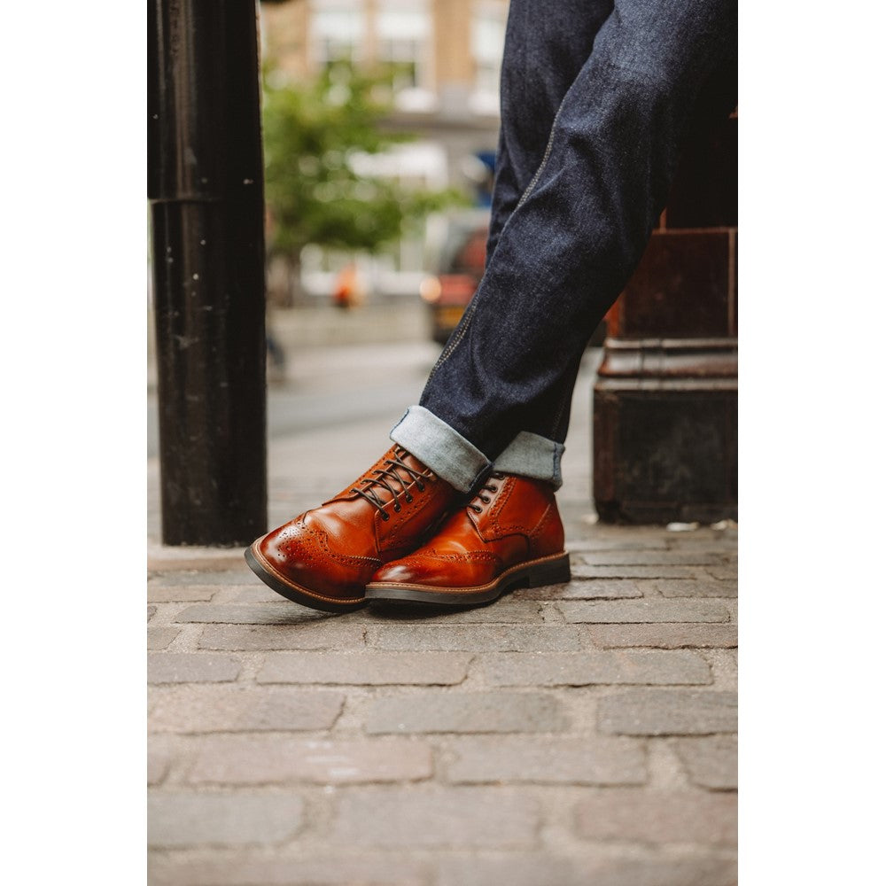 Bristol Washed Brogue Boots Tan