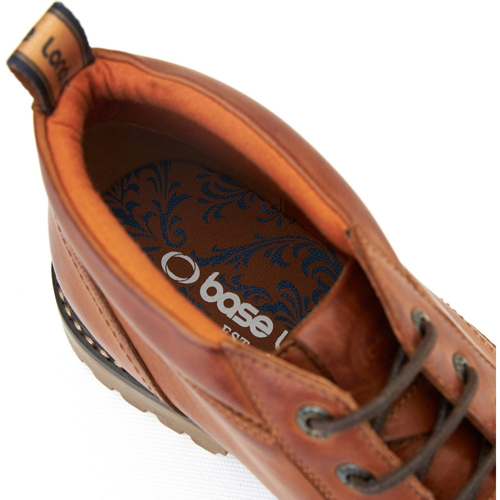 Cobalt Pull Up Chukka Boots Tan