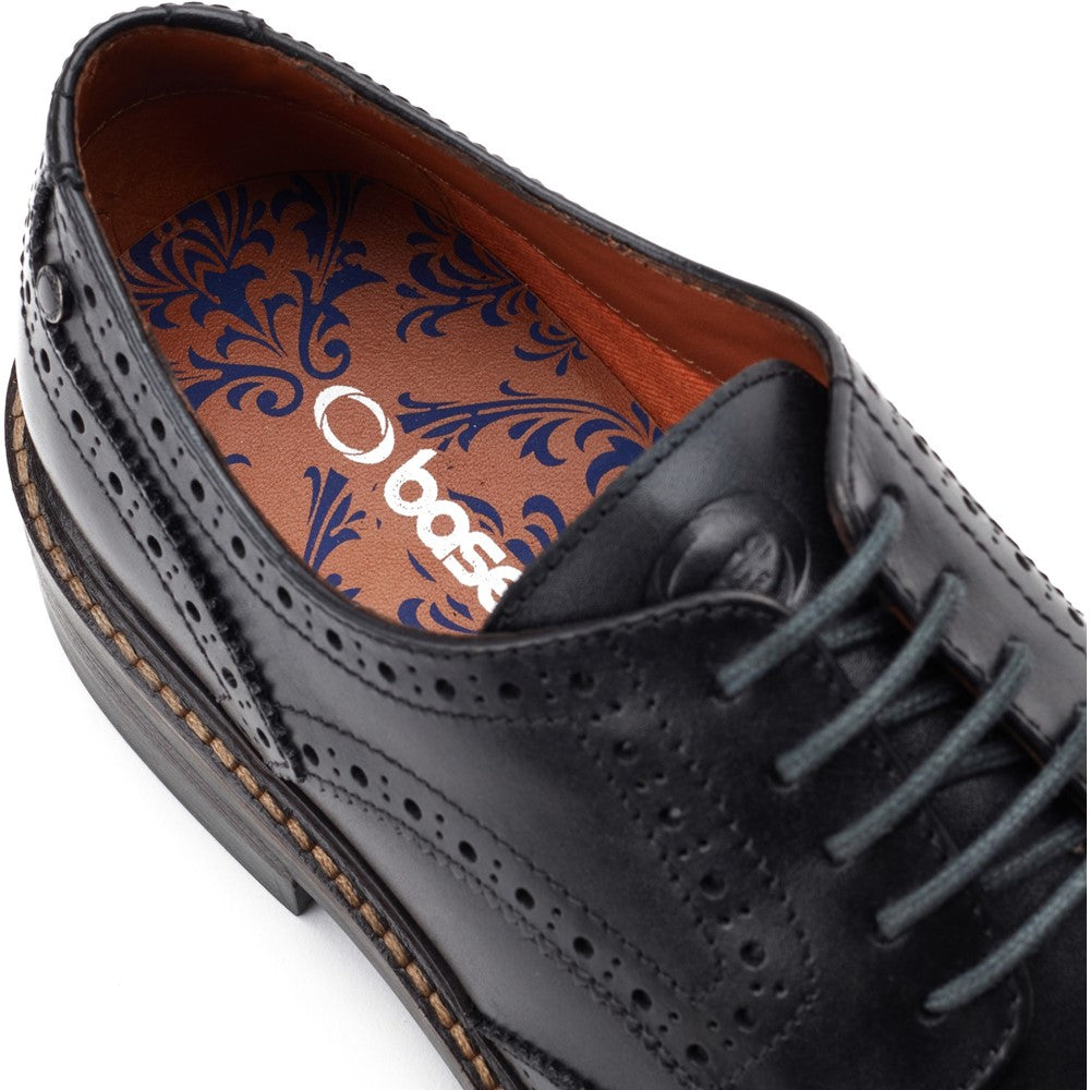Hatfield Waxy Brogue Shoes Black