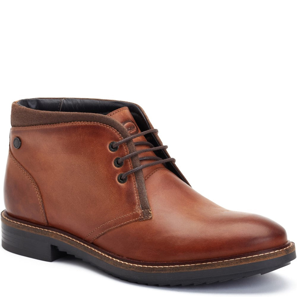 Bartlett Pull Up Chukka Boots Tan