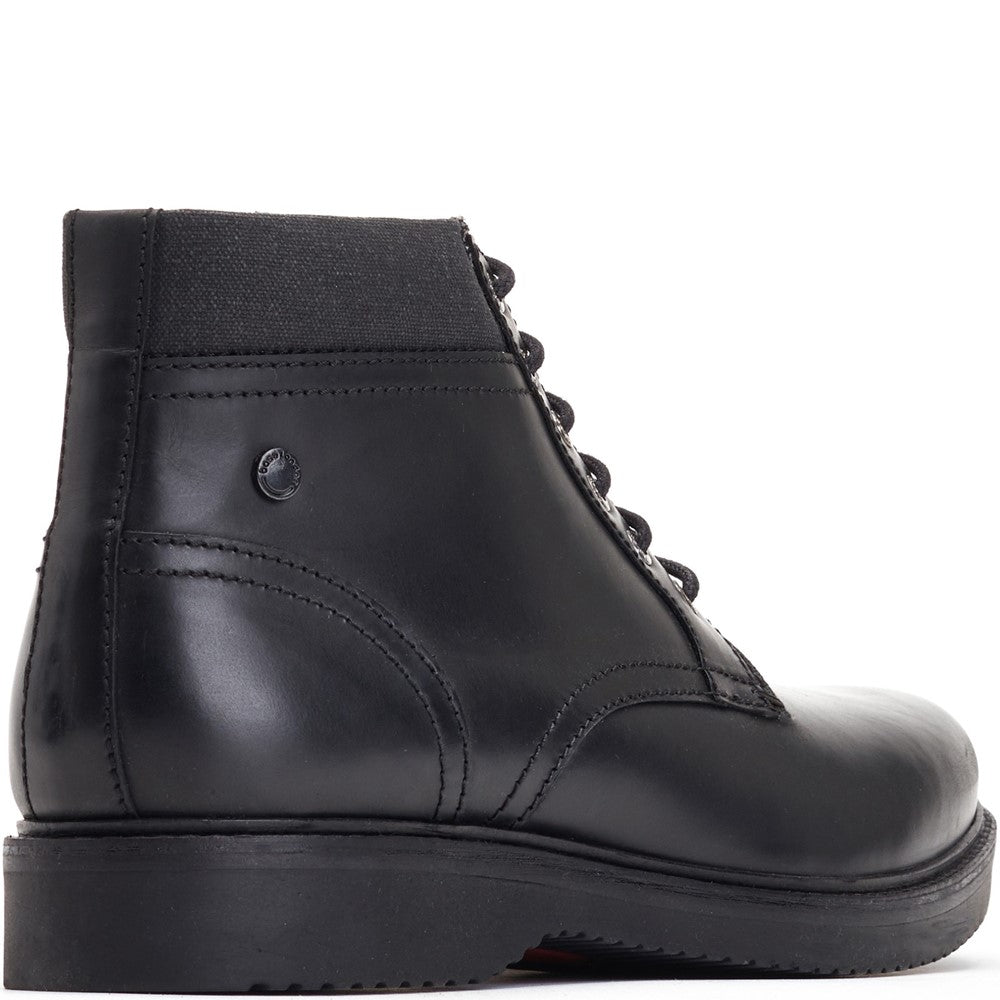 Dugan Waxy Chukka Boots Black