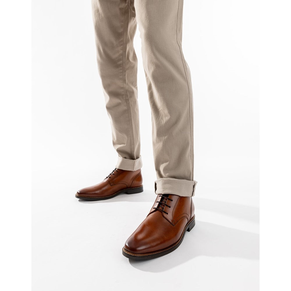 Belgrave Washed Chukka Boots Tan