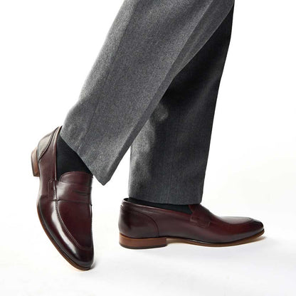 Bruno Waxy Loafers Bordo