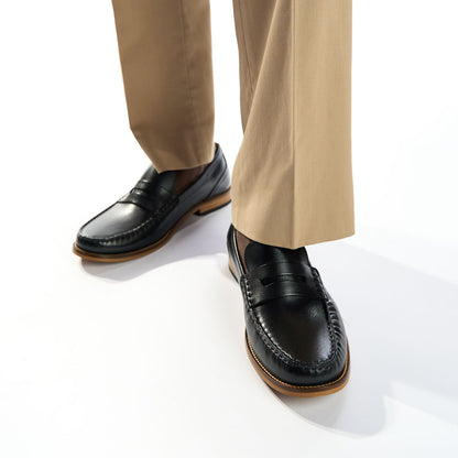 Garfield Washed Loafers Black