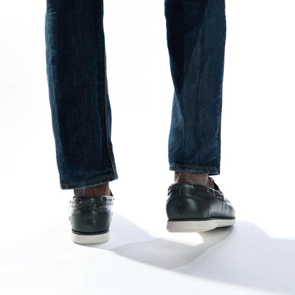 Stern Oil Pull Up Boat Shoes Navy