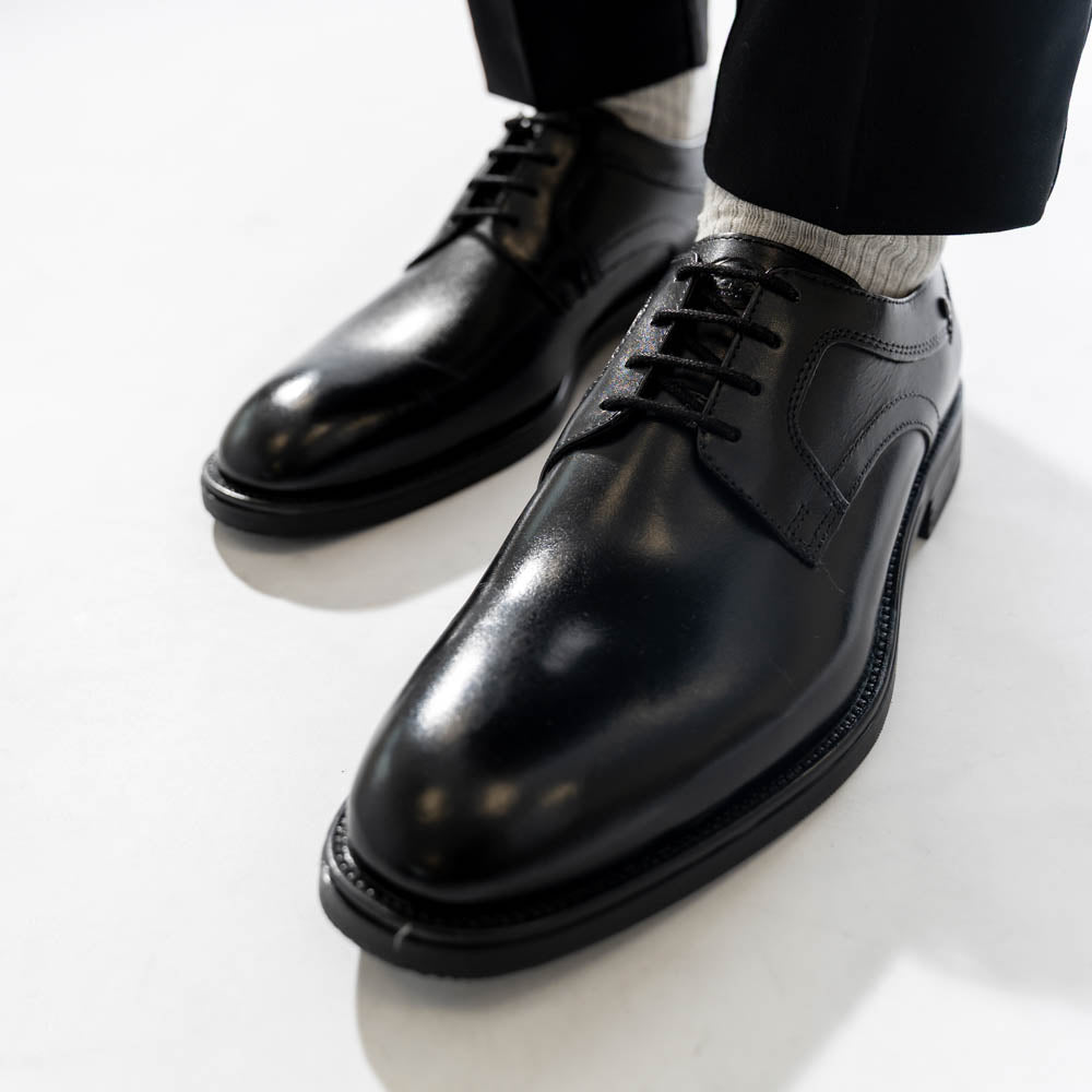 Sleeve Waxy Derby Shoes Black