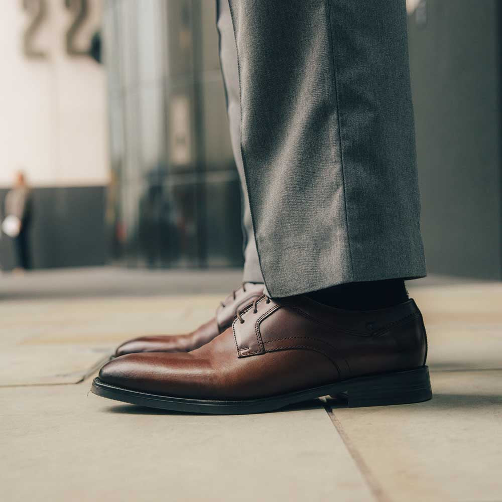 Sleeve Waxy Derby Shoes Brown