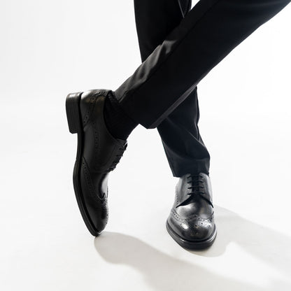 Pocket Waxy Brogue Shoes Black