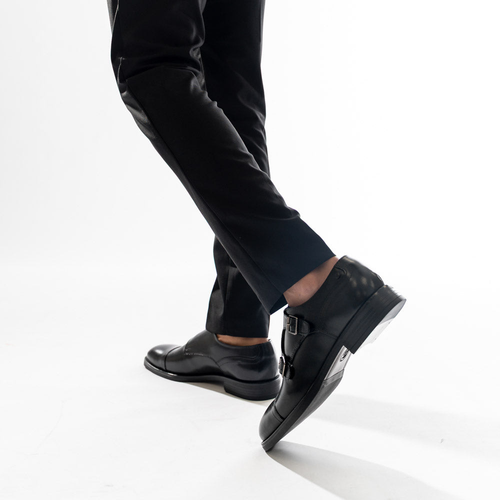 Taper Waxy Monk Strap Shoes Black