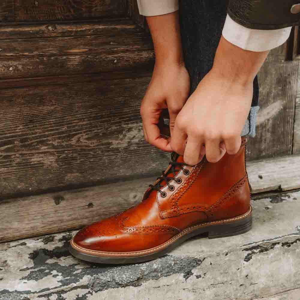Bristol Washed Brogue Boots Tan