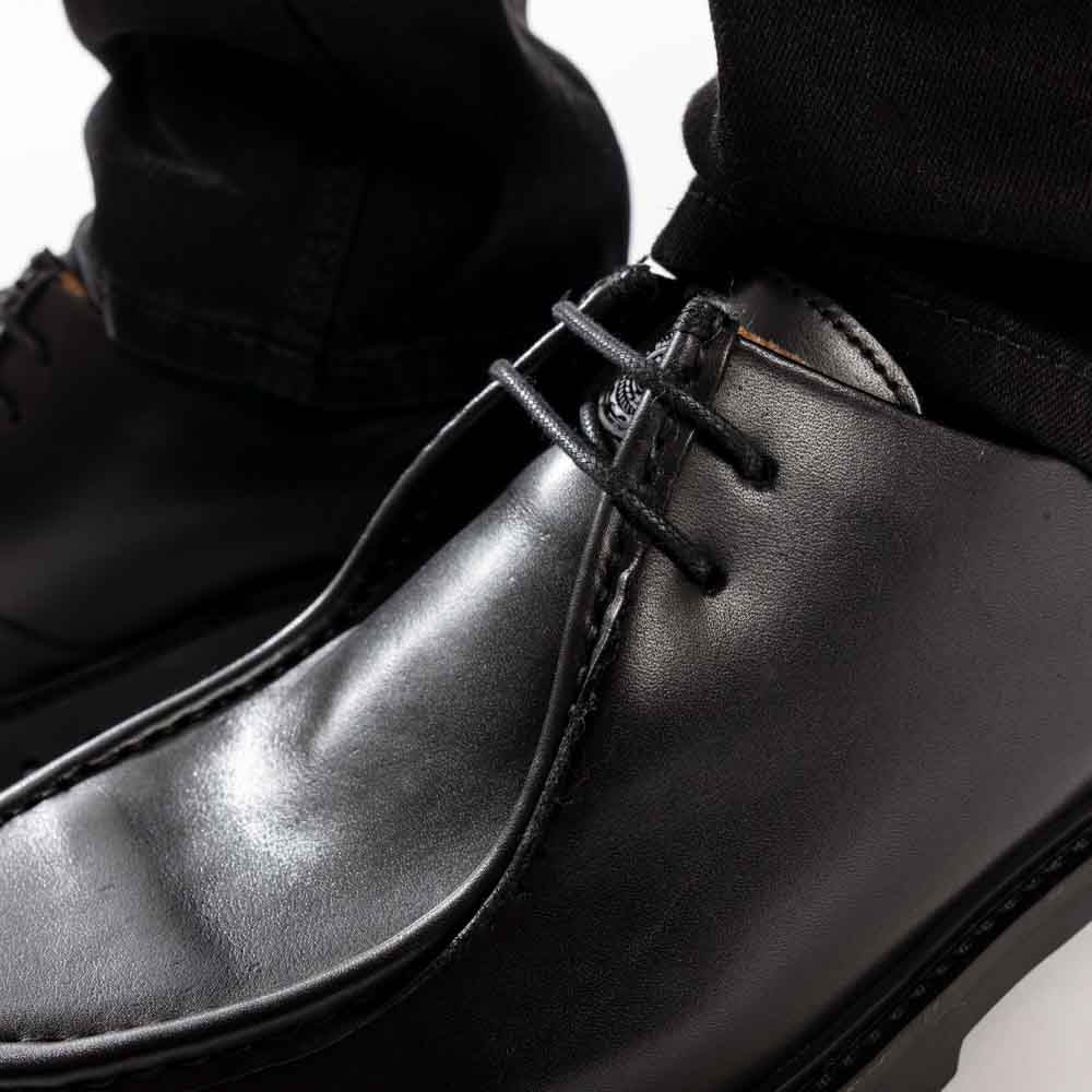 Karbon Moc Toe Shoes Black