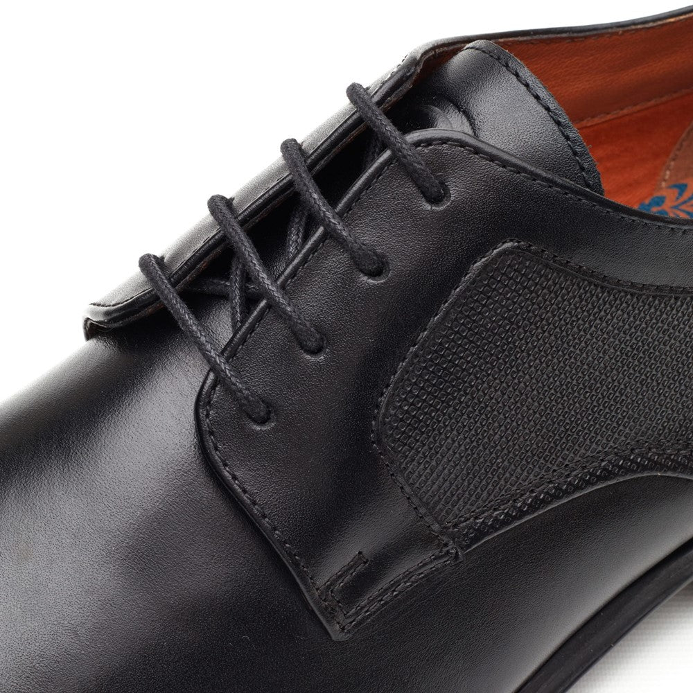 Dome Leather Derby Shoes Black