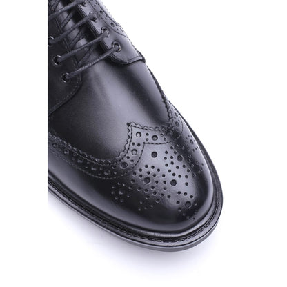 Tanner Waxy Brogue Shoes Black