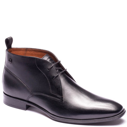Archer Waxy Chukka Boots Black