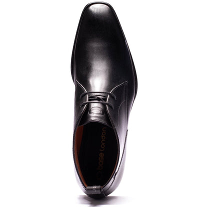 Archer Waxy Chukka Boots Black