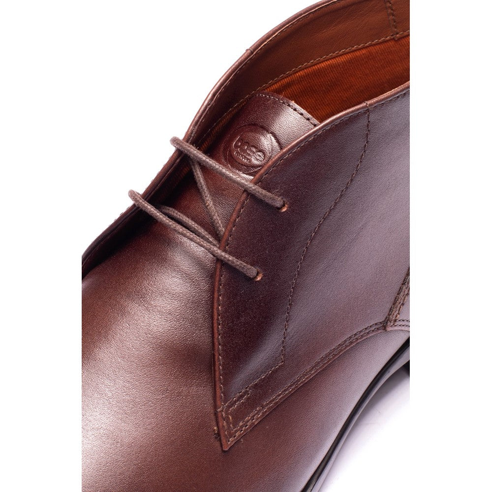 Archer Waxy Chukka Boots Brown