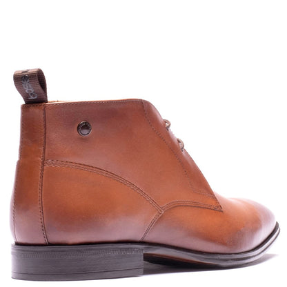 Archer Waxy Chukka Boots Tan