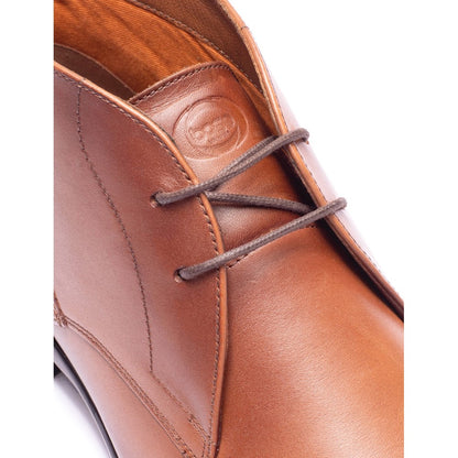 Archer Waxy Chukka Boots Tan