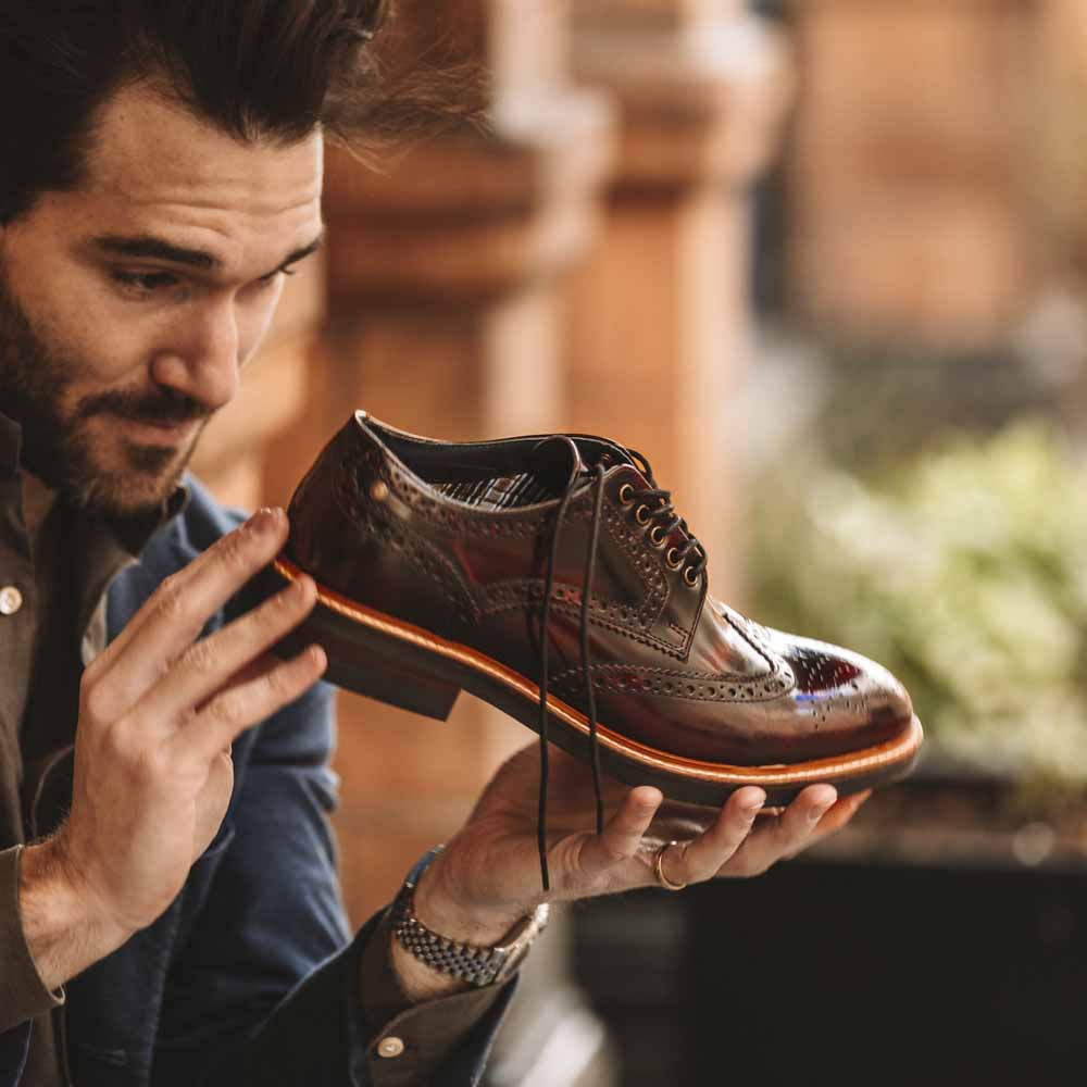 Woburn Hi Shine Brogue Shoes Bordo